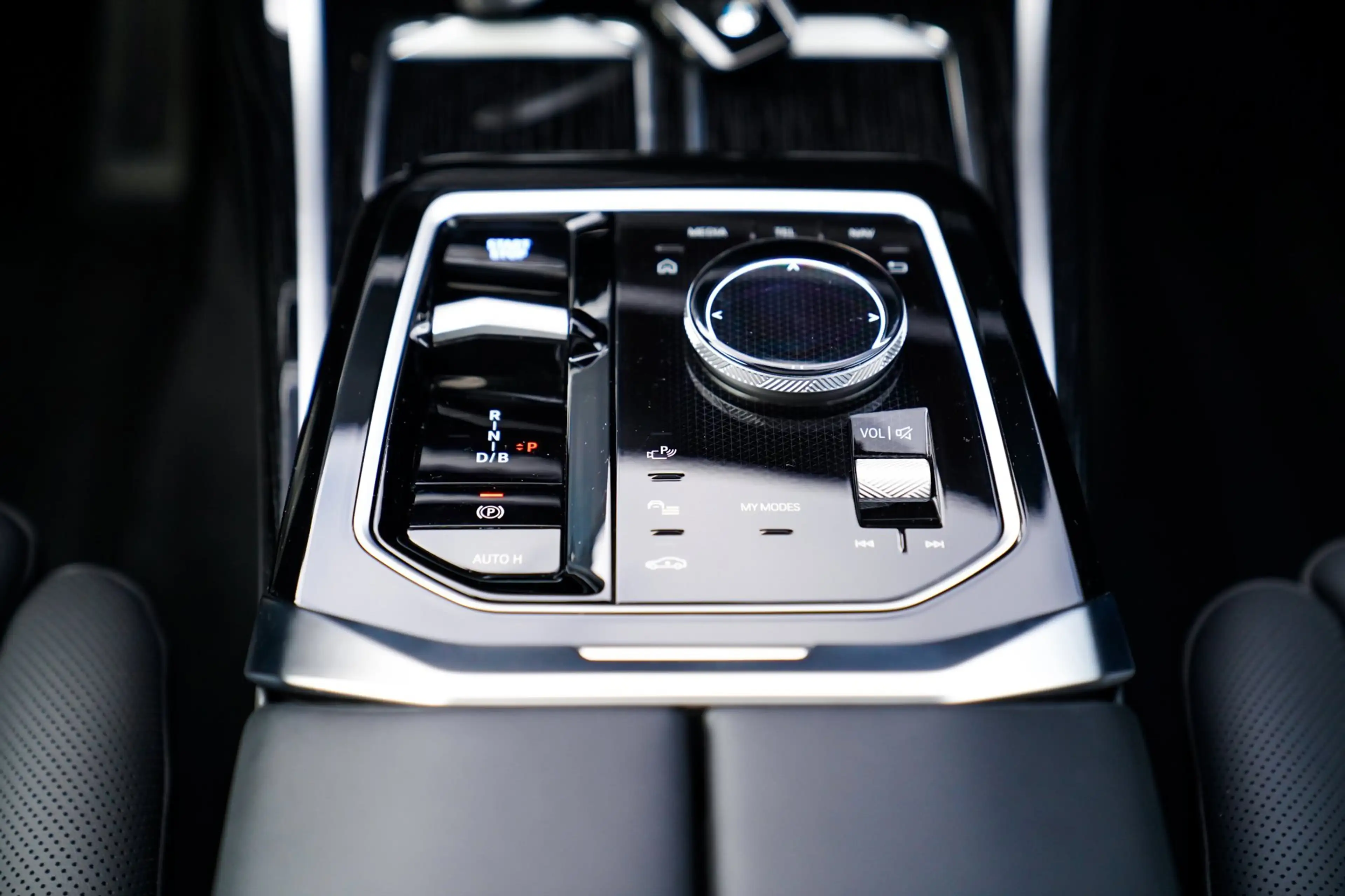 BMW i7 EDrive50 106 kWh | Brooklyn Grau | Driving Assista — photo 49