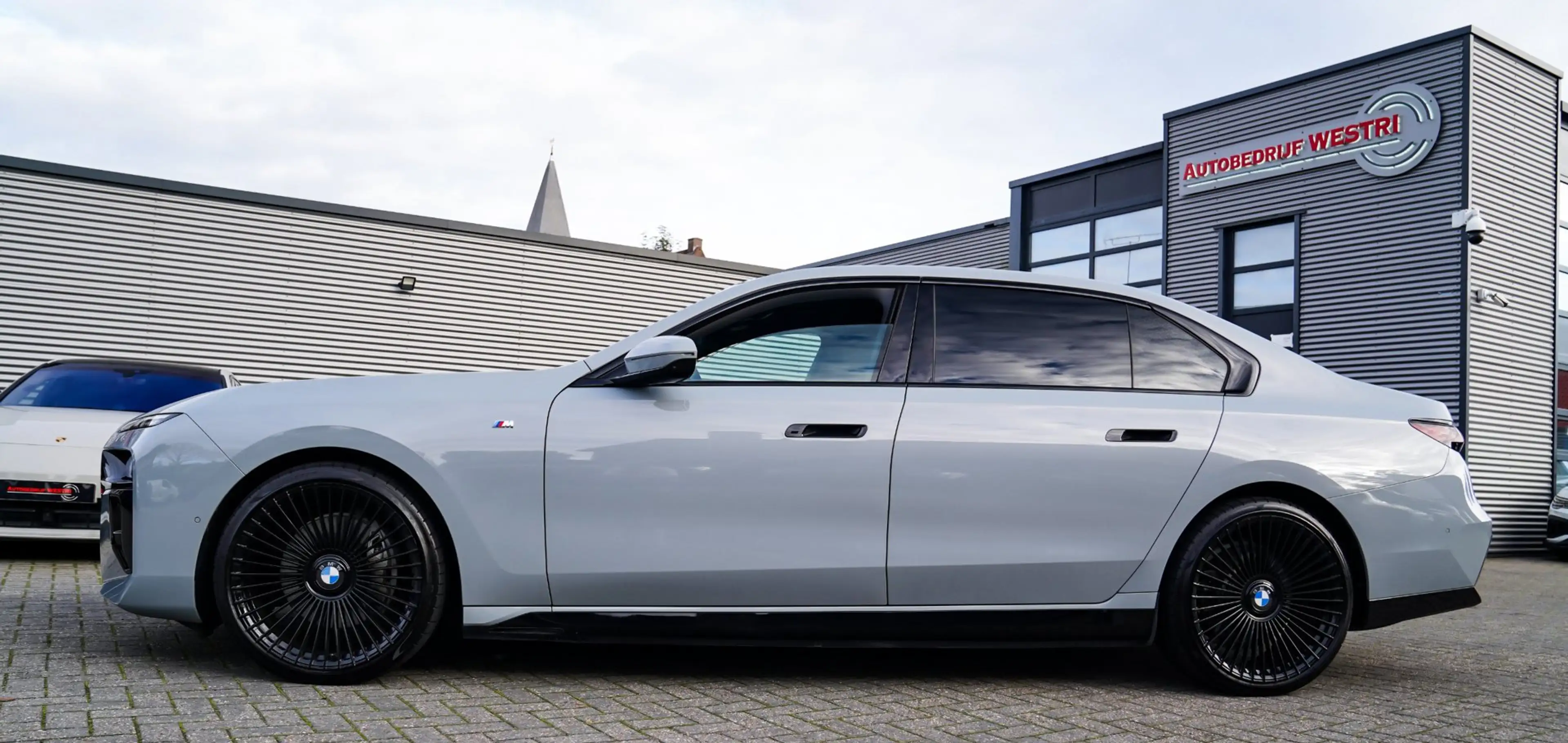 BMW i7 EDrive50 106 kWh | Brooklyn Grau | Driving Assista — photo 27