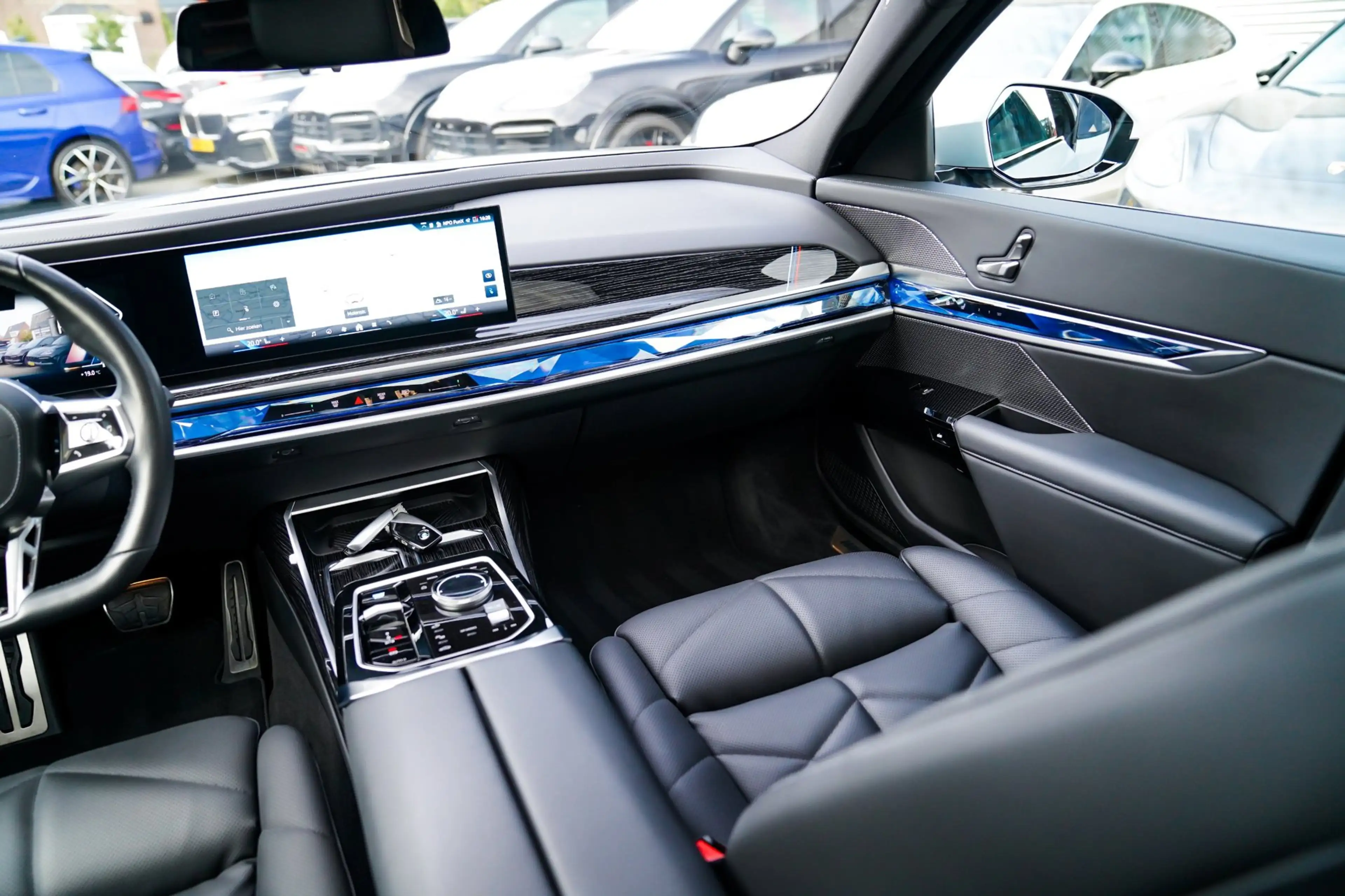 BMW i7 EDrive50 106 kWh | Brooklyn Grau | Driving Assista — photo 47