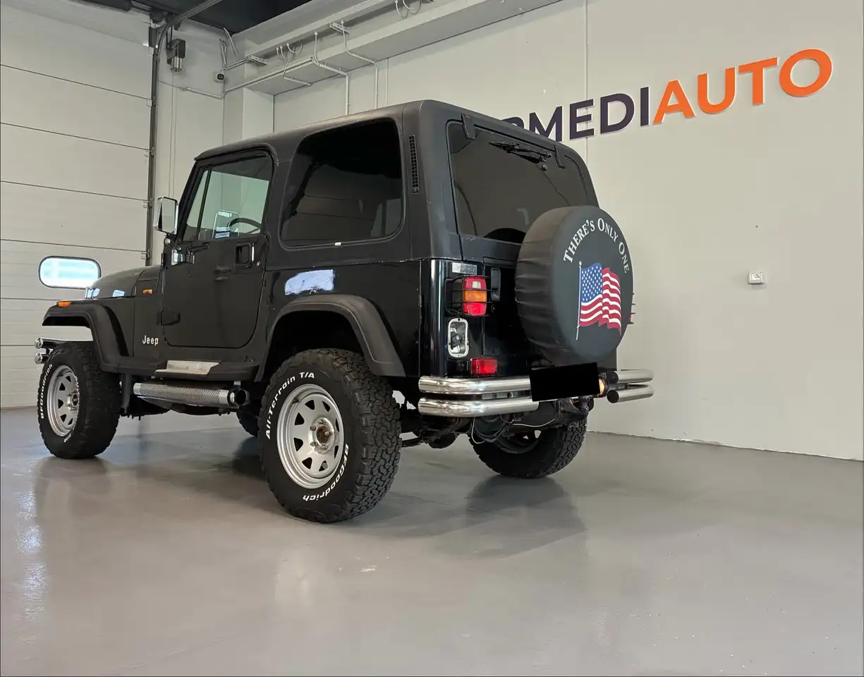 Jeep Wrangler YJ 4.0 184Cv - Hard Top - Benzina/GPL, foto 6