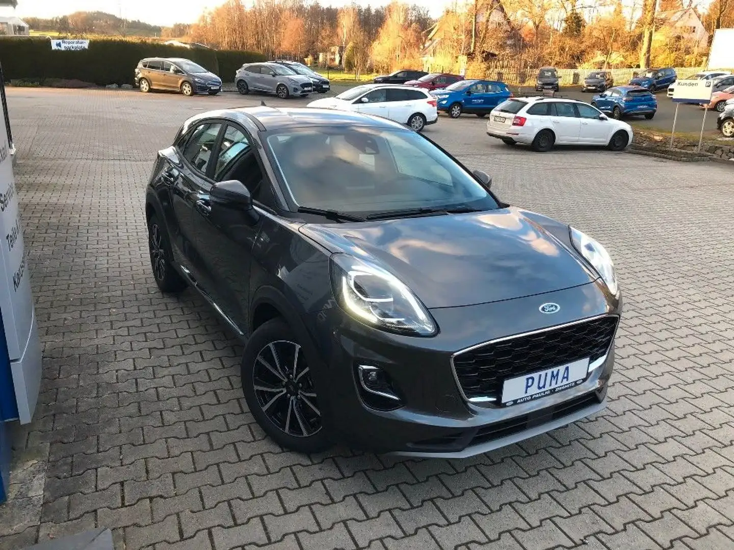Ford Puma Titanium Grau - 2