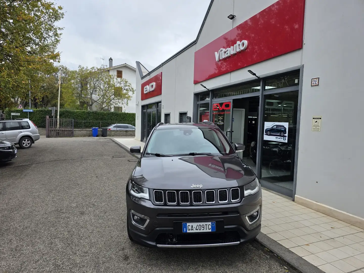 Jeep Compass Compass 1.6 mjt Limited 2wd 120cv my19 Bronze - 1