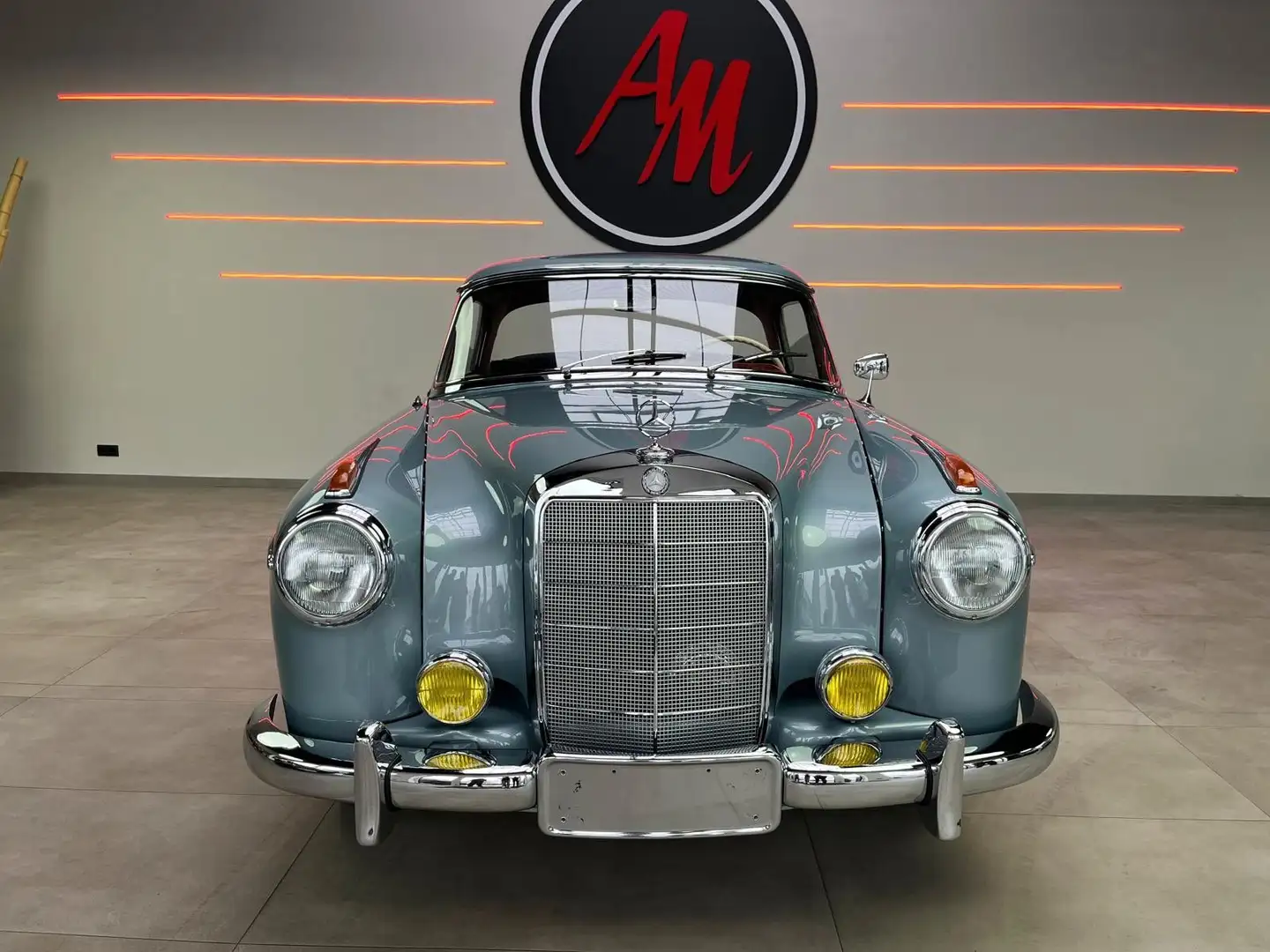 Mercedes-Benz 220 SE Panton Coupe*Note 1-*Komplett restauriert Blau - 2