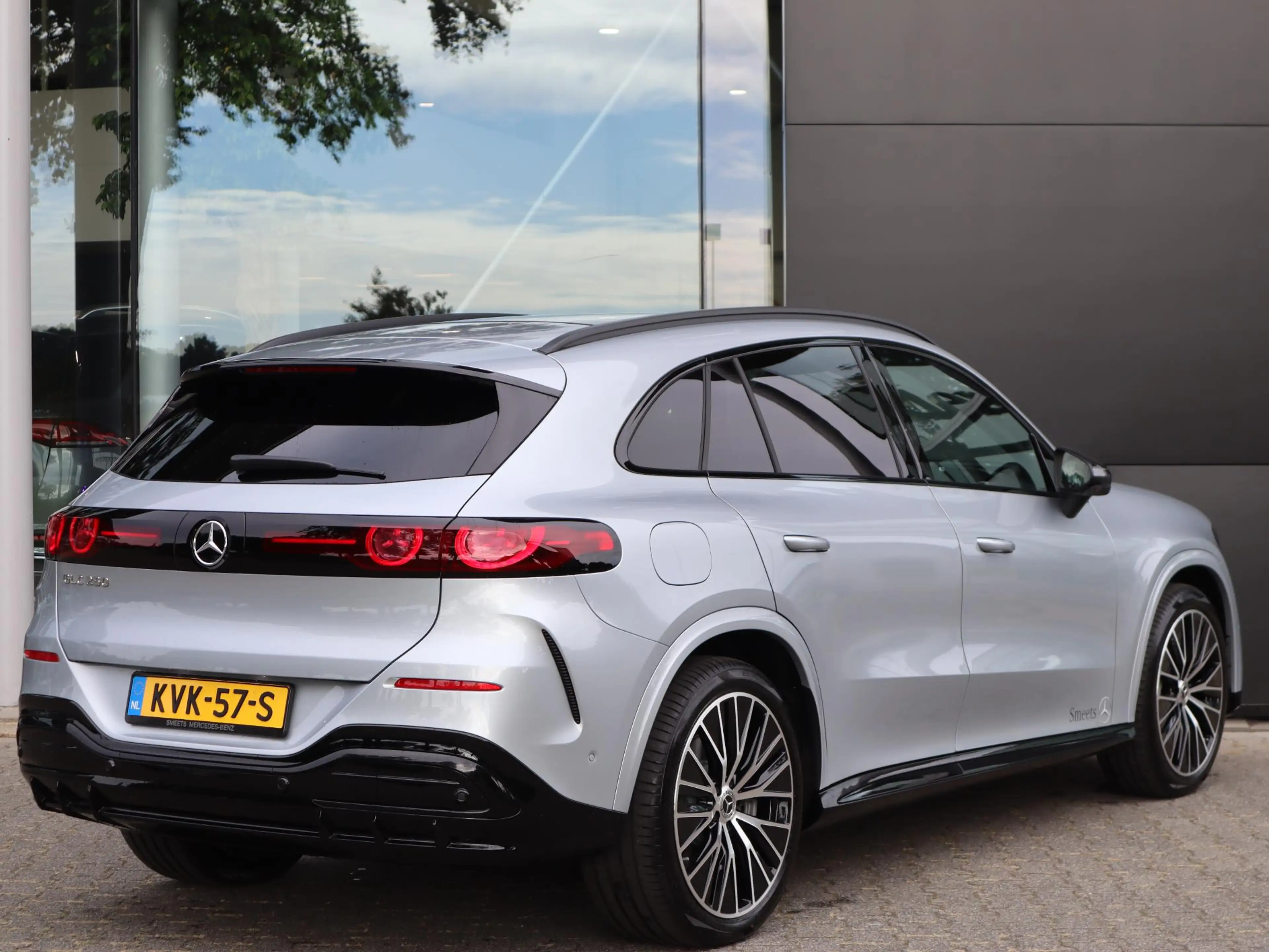 Mercedes-Benz GLC 250 Business Solution AMG 85 kWh — photo 2