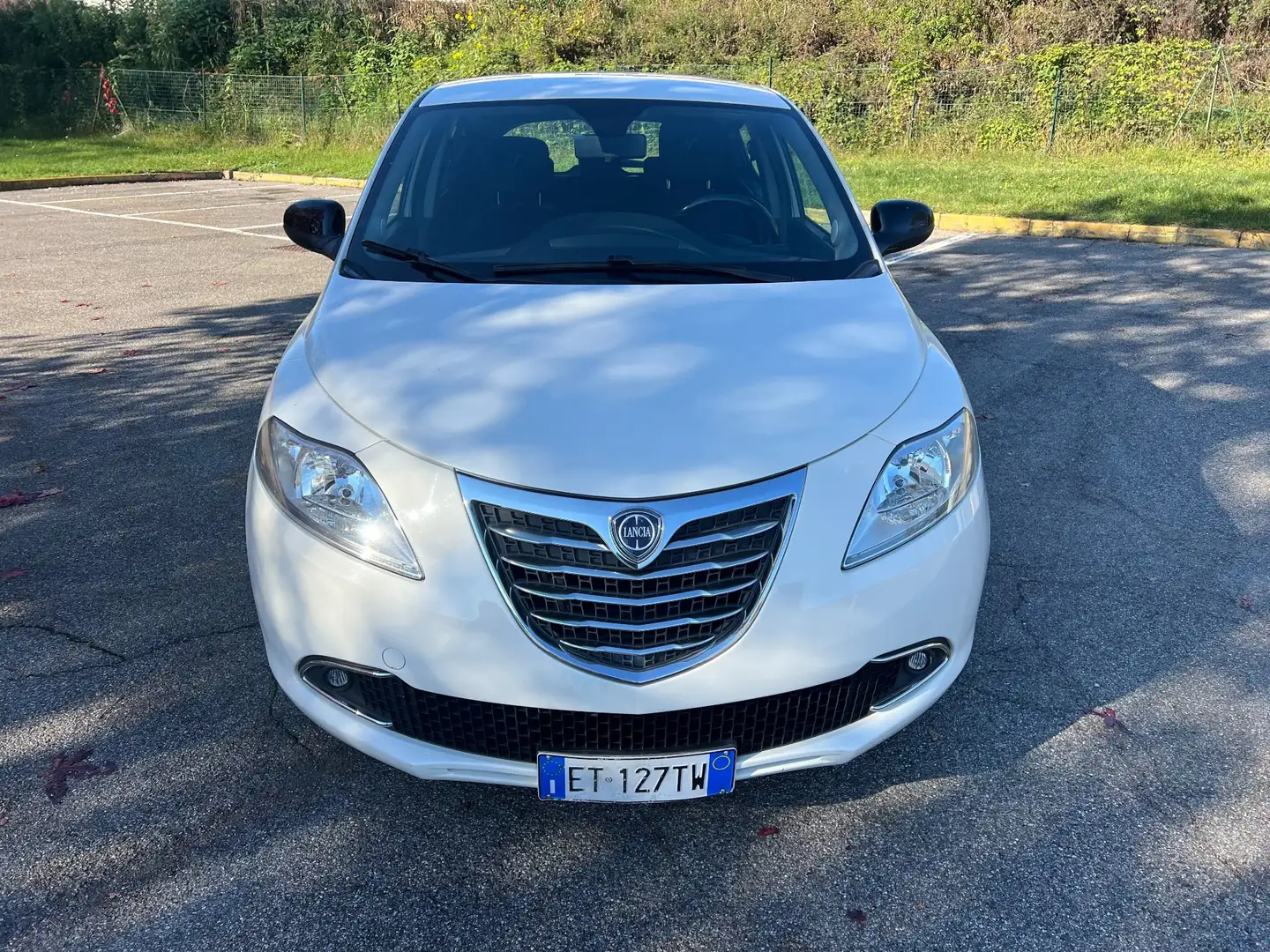 Lancia Ypsilon Ypsilon 1.2 69 CV 5 porte Platinum Blanc - 2