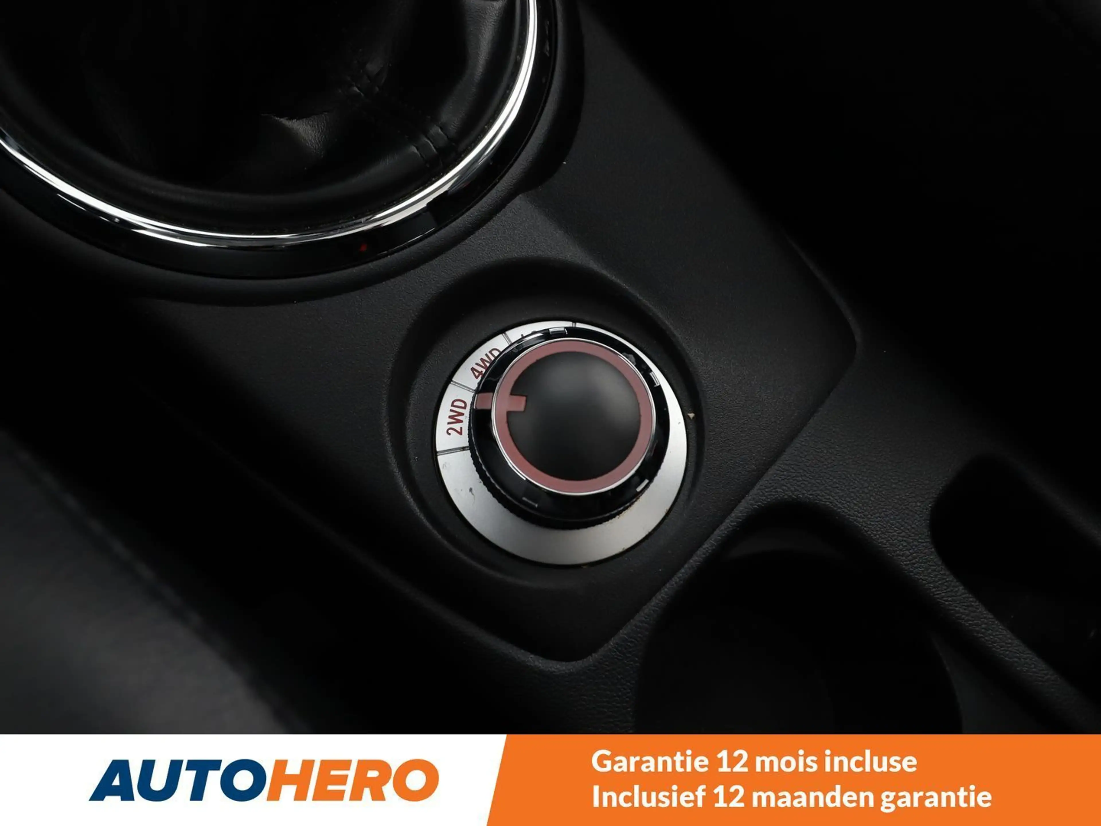 Peugeot 4008 1.6 HDi Allure — photo 9
