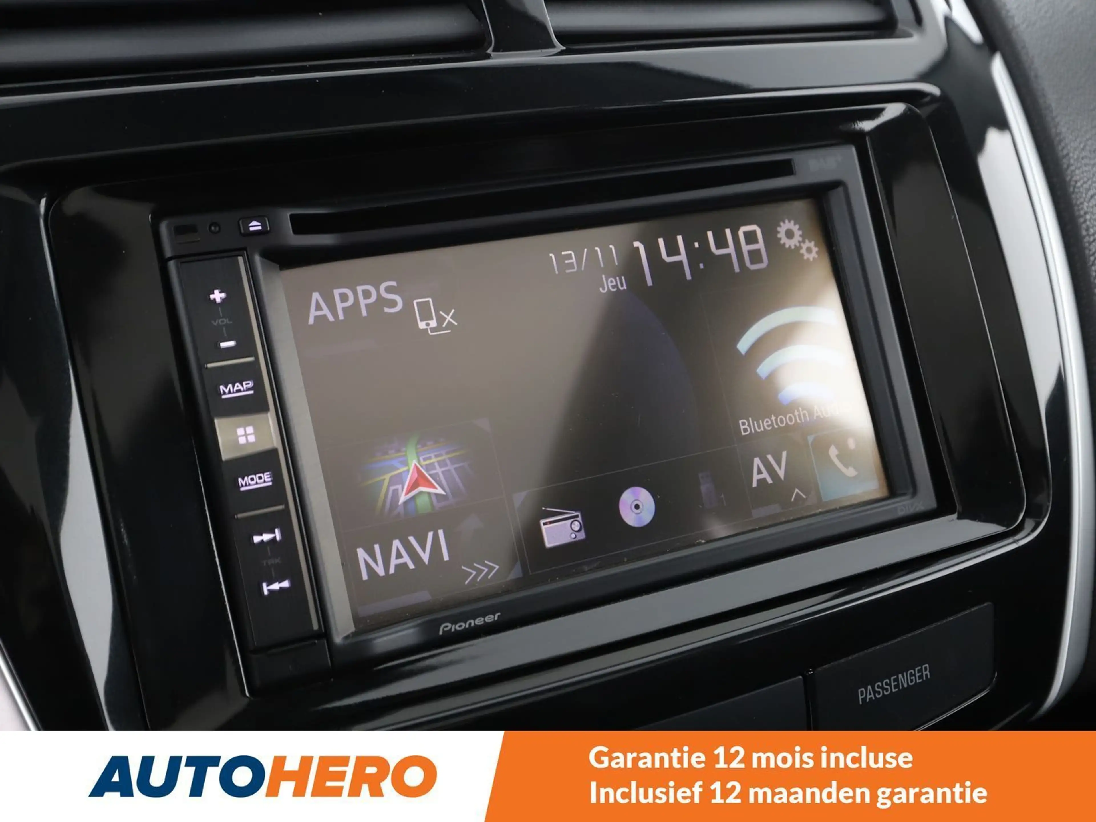 Peugeot 4008 1.6 HDi Allure — photo 14