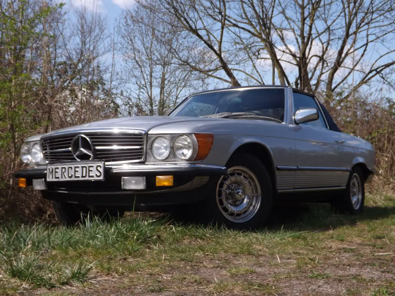 Mercedes-Benz SL 380