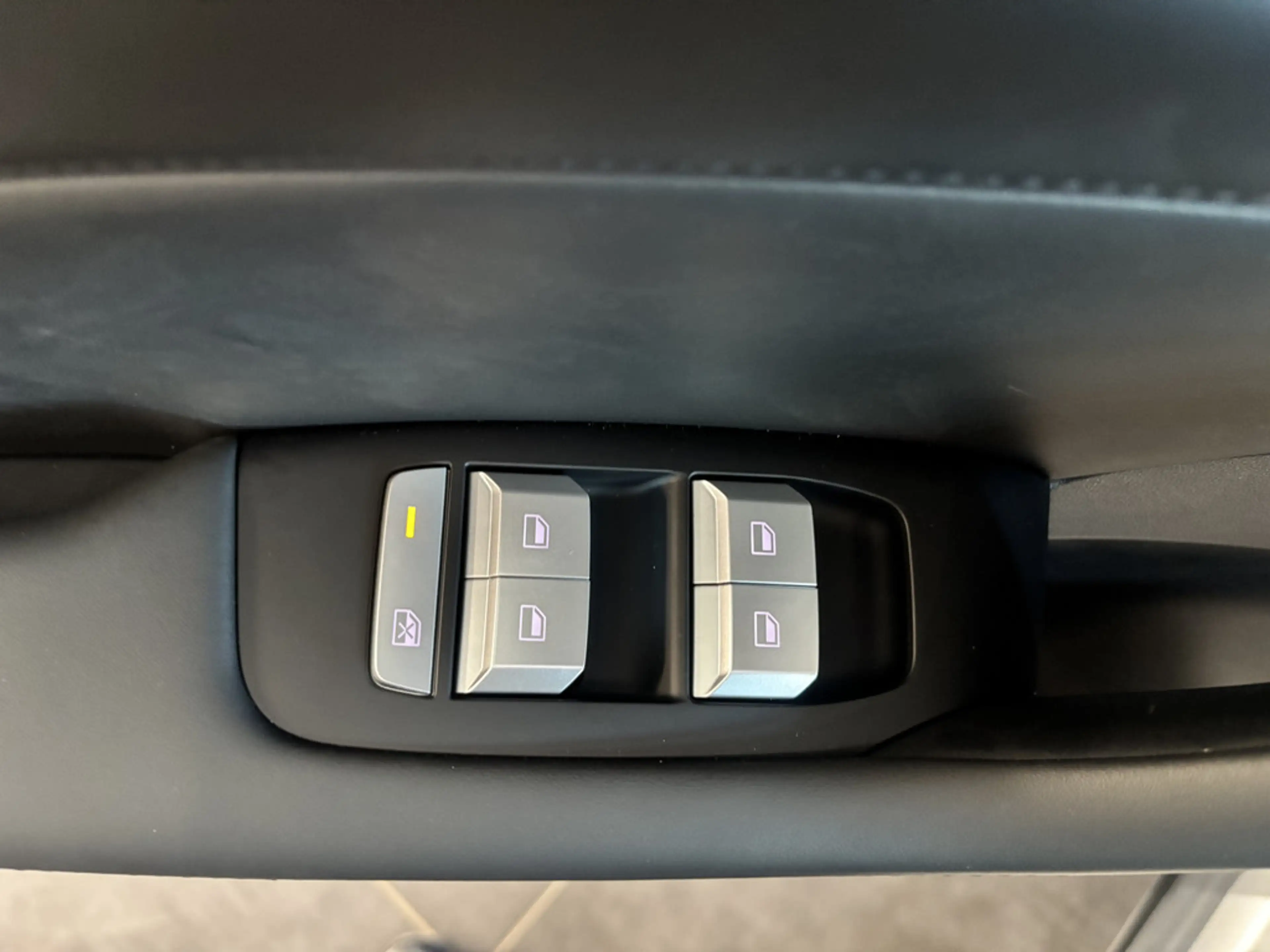 MG S5 EV 125 kW Luxury KLIMA PDC ACC LED — photo 12