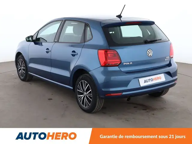 Volkswagen Polo view 4