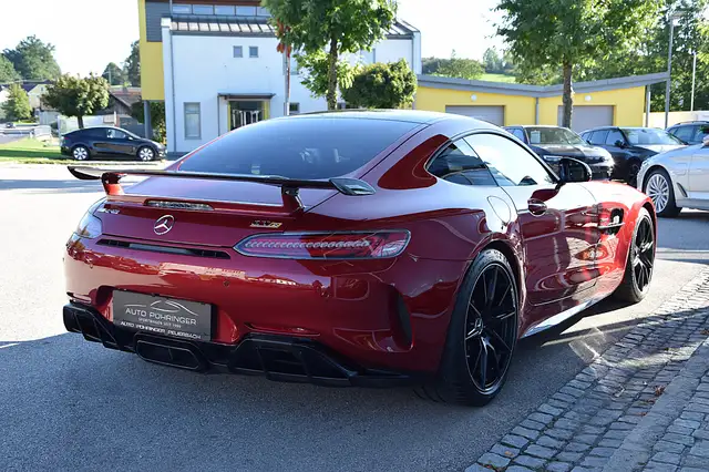 Mercedes-Benz AMG GT view 3