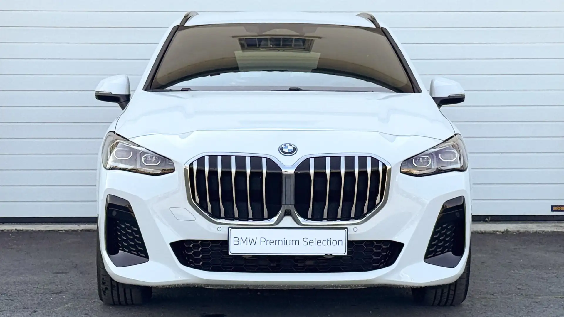 BMW 225 e xDrive M-Sportpaket Weiß - 2