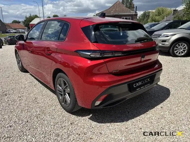 Peugeot 308 view 3