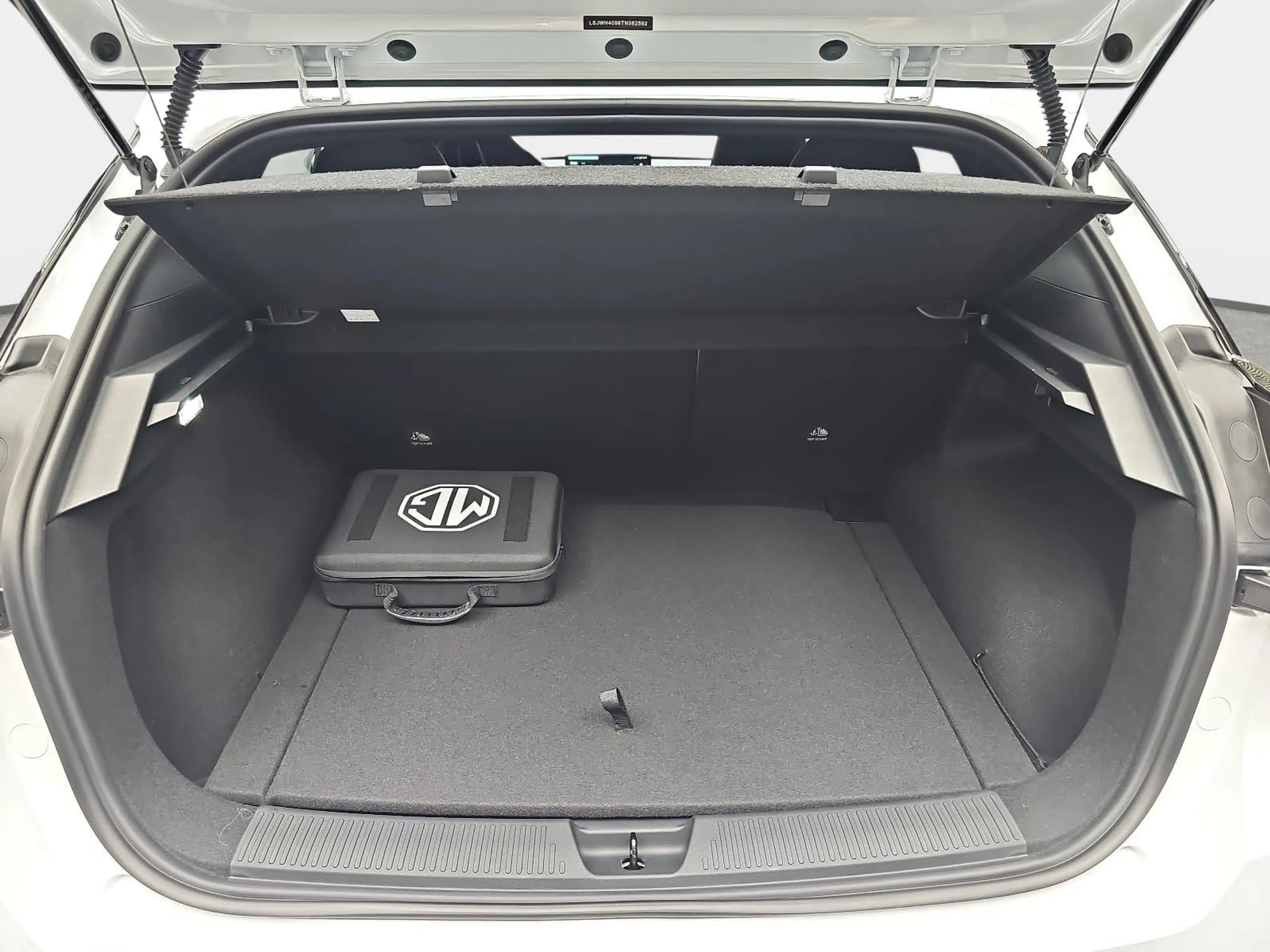 MG MG4 MG4 EV 64 KWH MY26 XPOWER AWD — photo 15