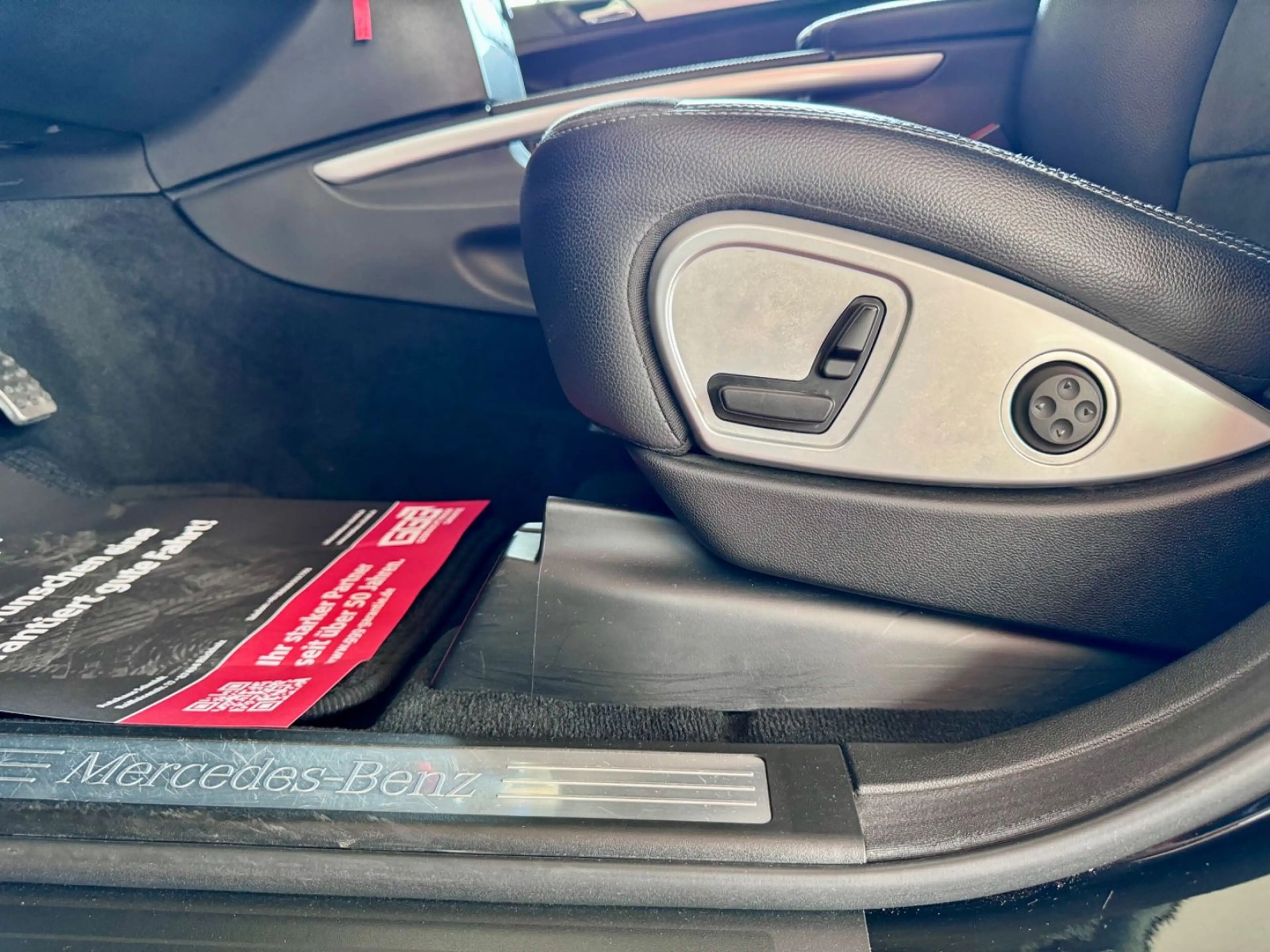 Mercedes-Benz ML 350 CDI 4Matic Sportpaket Comand Airmatic 20" — photo 15