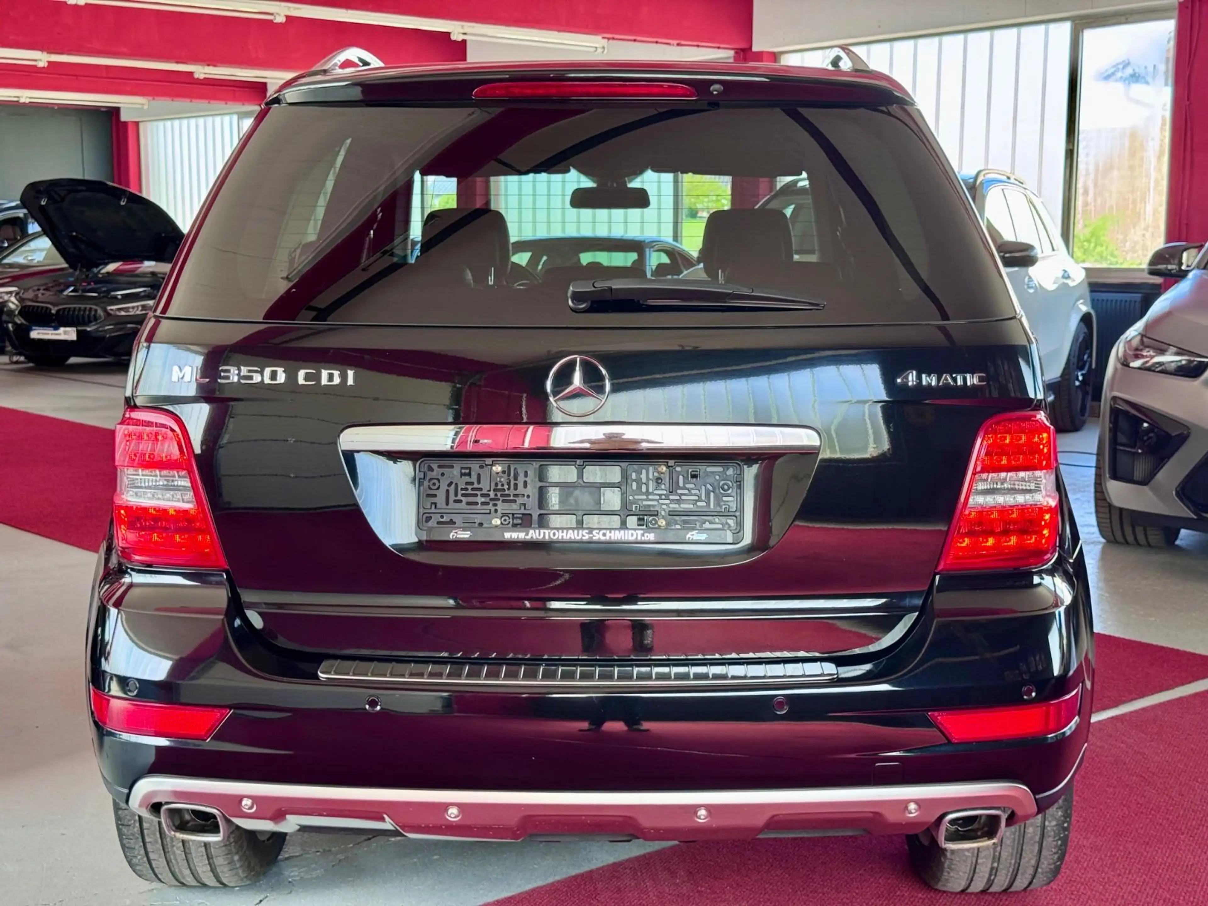 Mercedes-Benz ML 350 CDI 4Matic Sportpaket Comand Airmatic 20" — photo 7