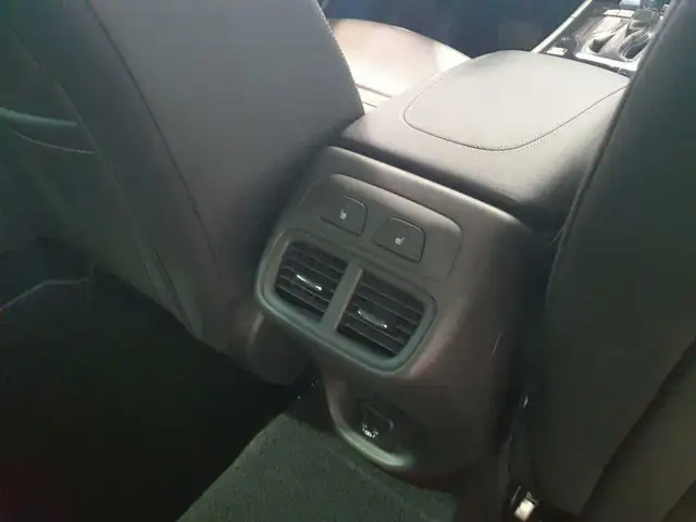 Opel Insignia view 15