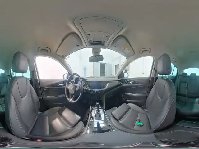 Opel Insignia view 6