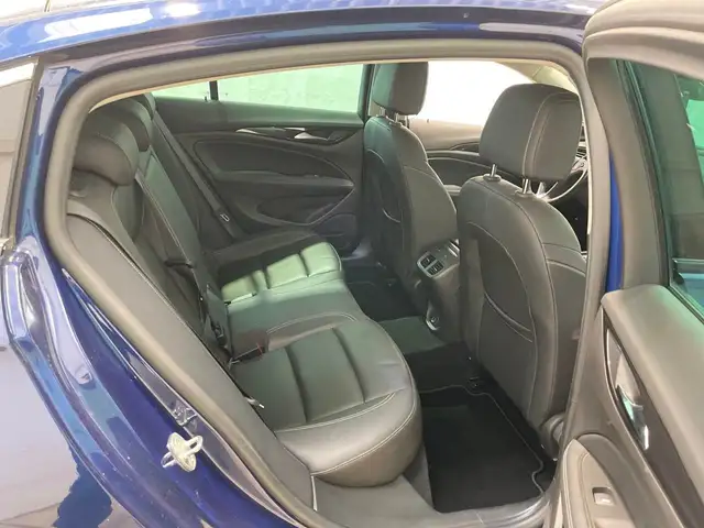 Opel Insignia view 20