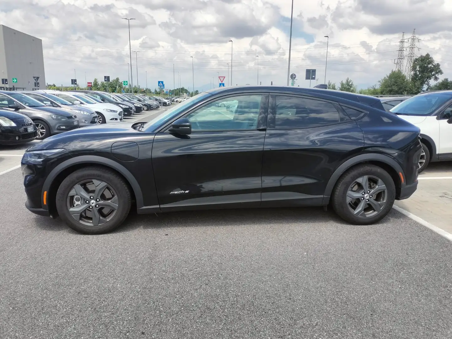 Ford Mustang Mustang Mach-eMach-e standard range awd 269cv auto Nero - 1