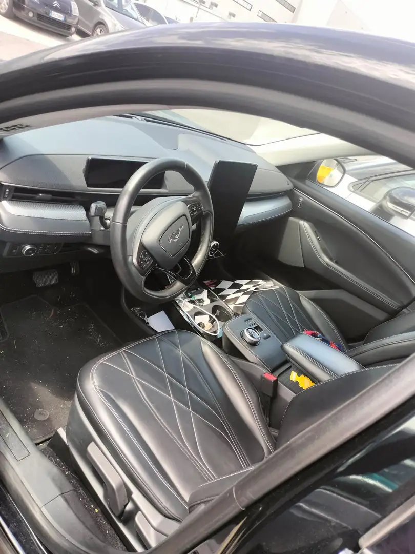 Ford Mustang Mustang Mach-eMach-e standard range awd 269cv auto Nero - 2