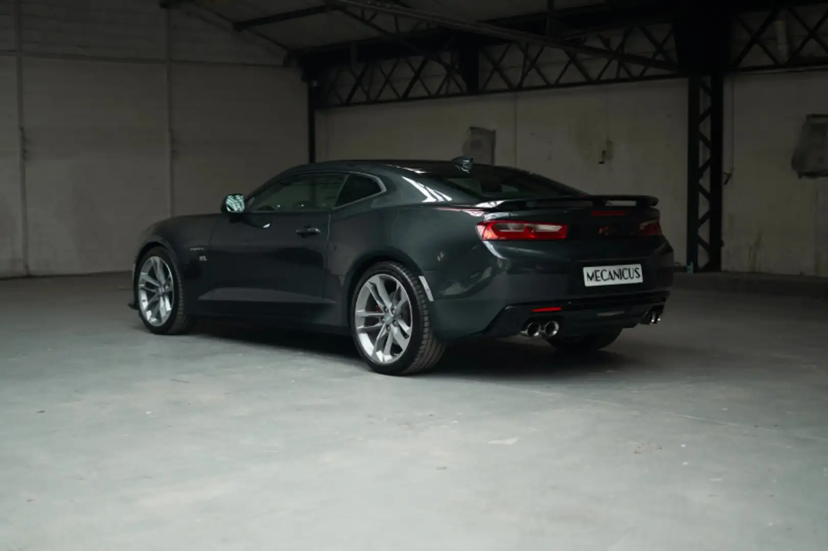 Chevrolet Camaro *50th Anniversary* Grau - 2