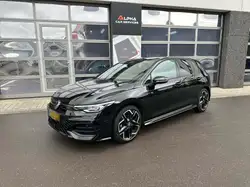 Volkswagen Golf 1.5 eTSI OPF DSG R-Line