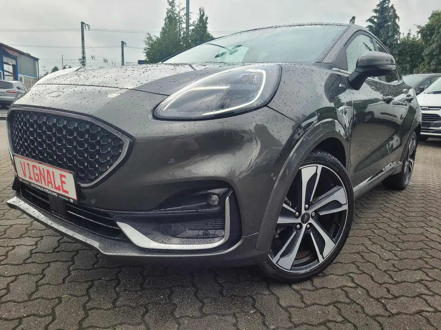 Ford Puma 1.0 EcoBoost ST-Line Vignale Aut.+PANO+SHZ+AHK+ Grau - 1