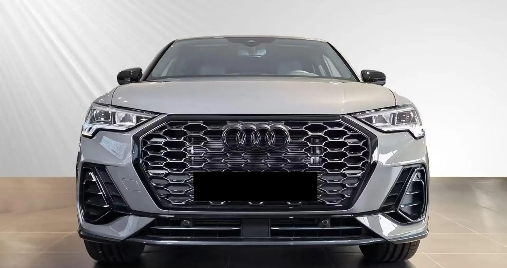 Audi Q3 SPB 35 TFSI S TRONIC S LINE INTERNO ESTERNO 19 LED Gris - 2