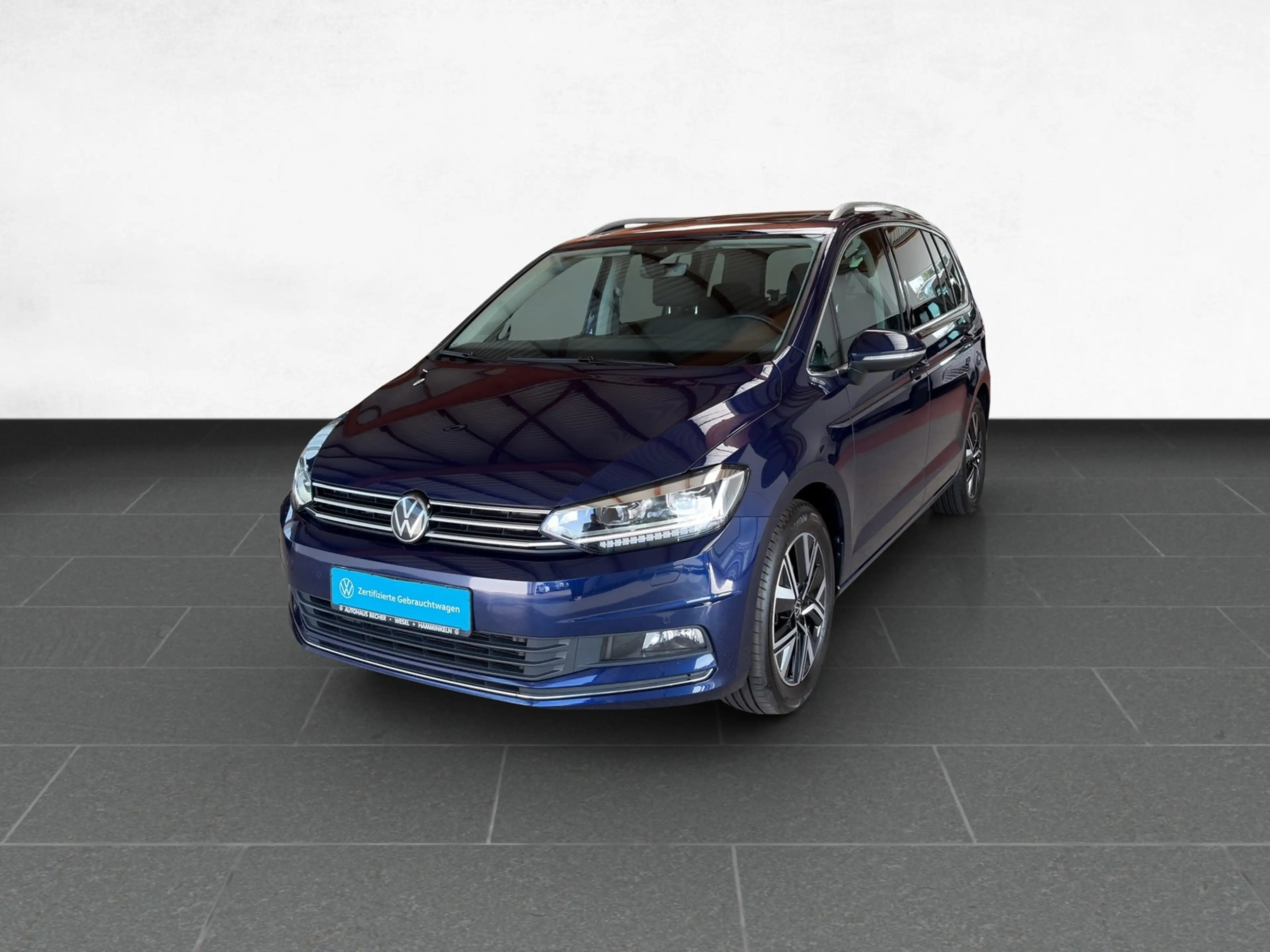 Volkswagen Touran Highline 1.5 TSI DSG /LED/IQ.Drive/Navi — photo 2
