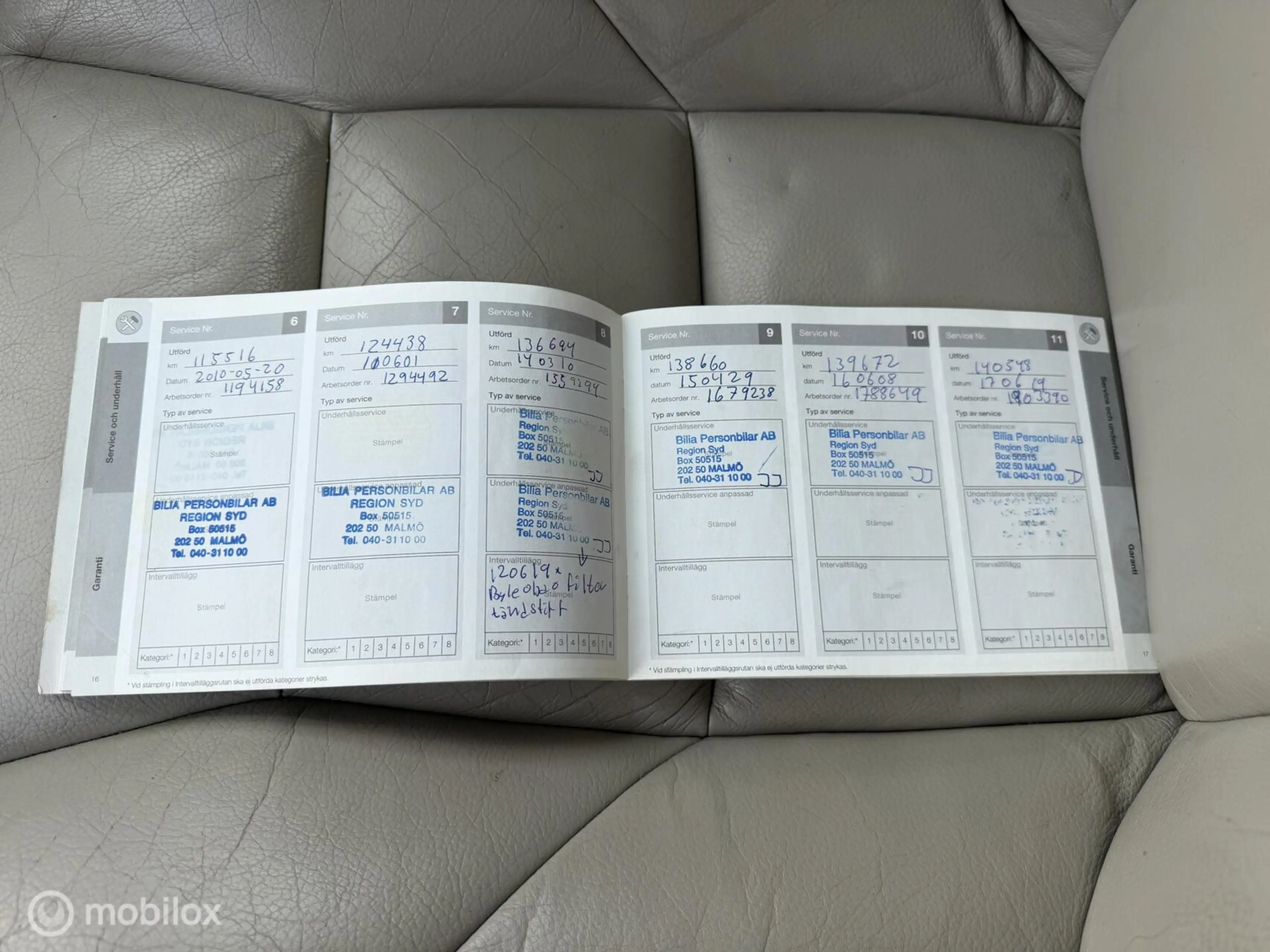 Volvo V70 2.5T Momentum AUTOMAAT / LEER — photo 14