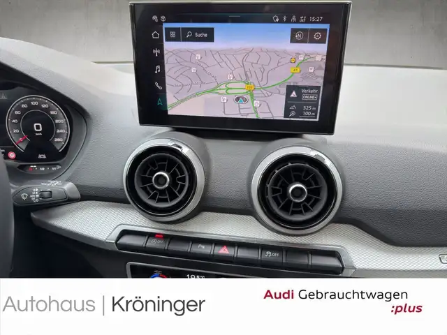 Audi Q2 view 15