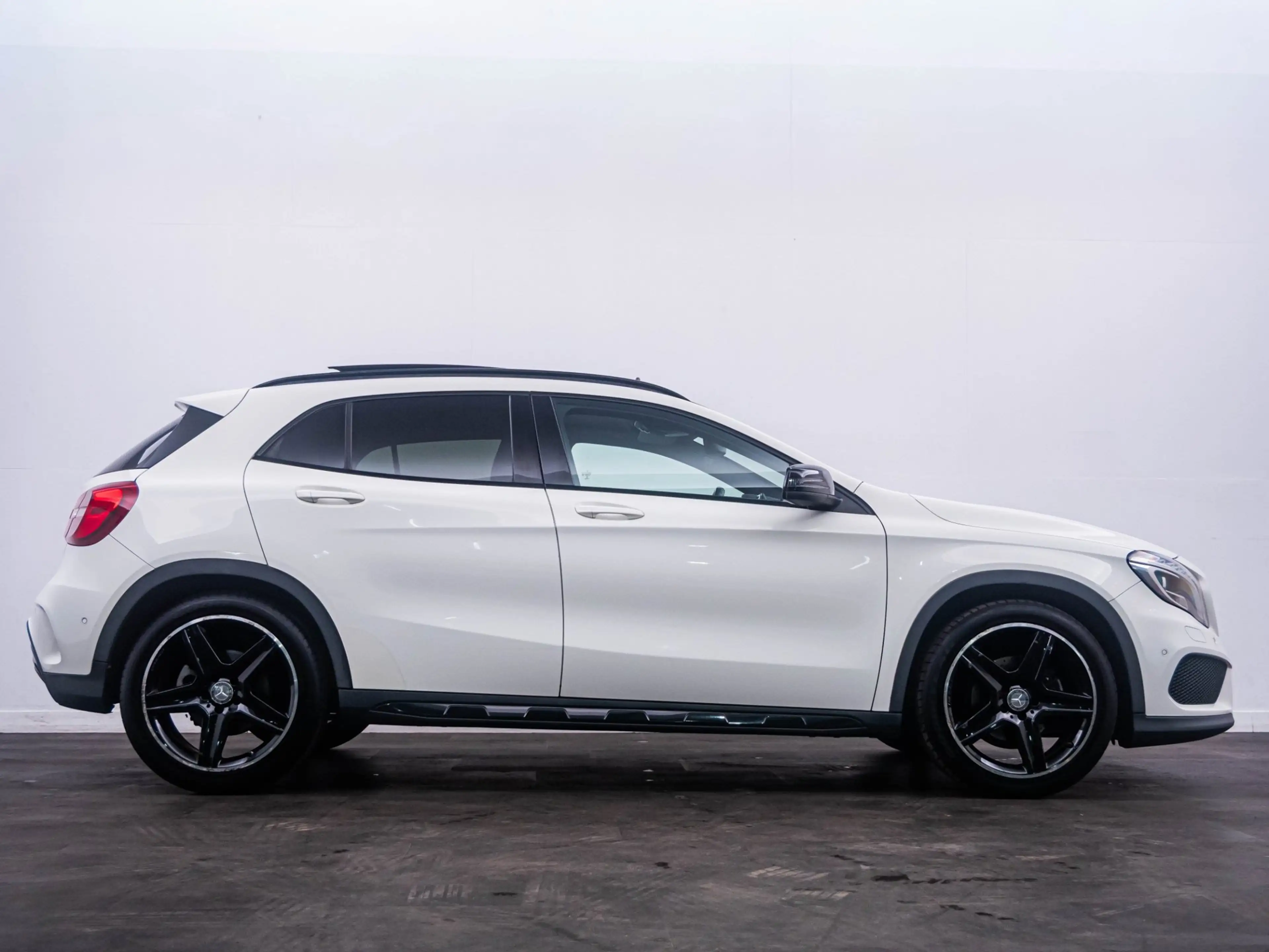 Mercedes-Benz GLA 180 Ambition 'Automaat' Pano|Cruise — photo 12
