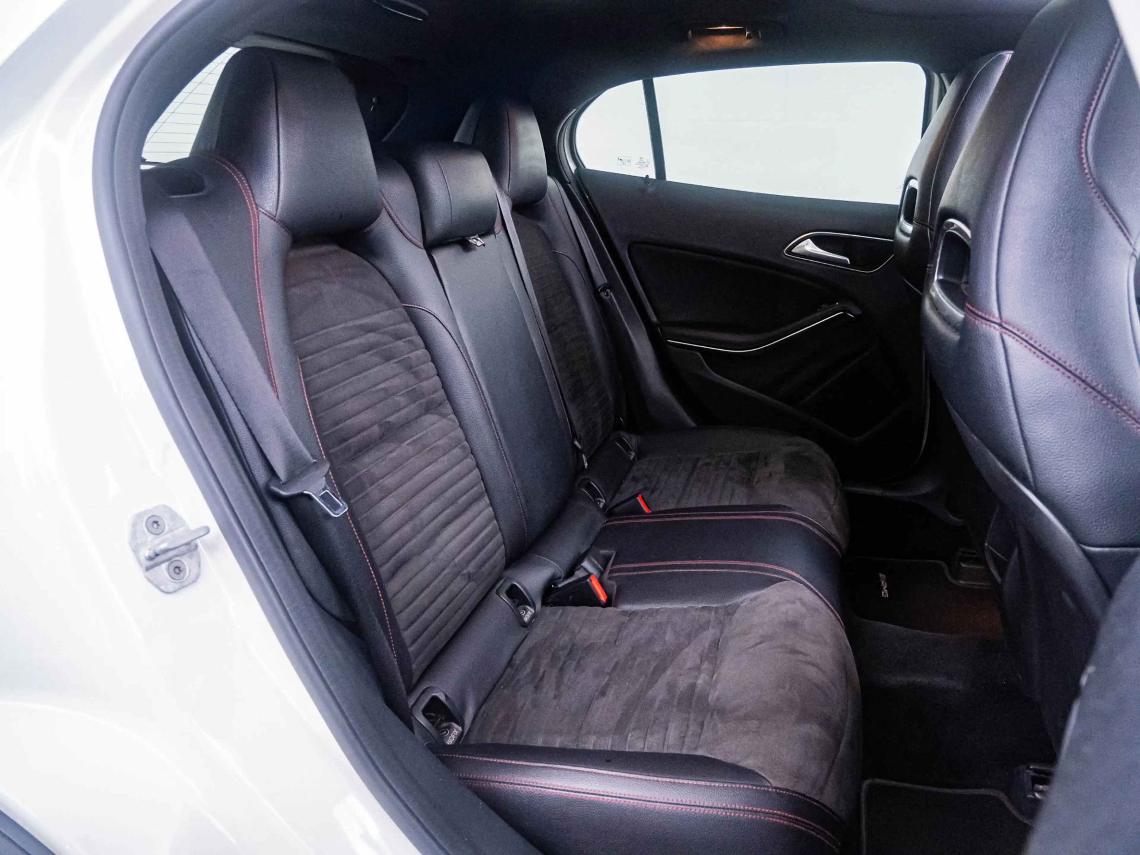 Mercedes-Benz GLA 180 Ambition 'Automaat' Pano|Cruise — photo 8