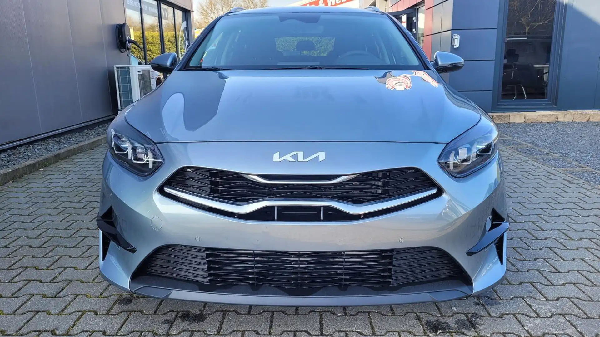 Kia Ceed SW / cee'd SW Sportswagon TOP AT Top*VollLED*Navi*Shzg*Cam*Al... Grau - 2