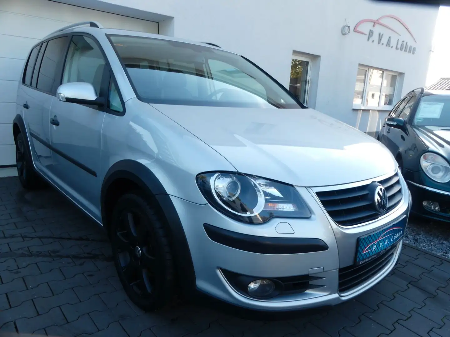 Volkswagen Touran CrossTouran 1. Hand |Navi | PDC |7 Sitzer Silber - 1