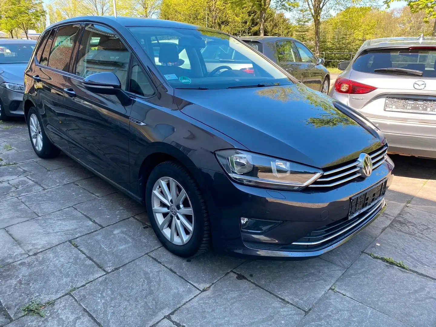 Volkswagen Golf Sportsvan 1.2 TSI Navi RCam Ahk Černá - 2