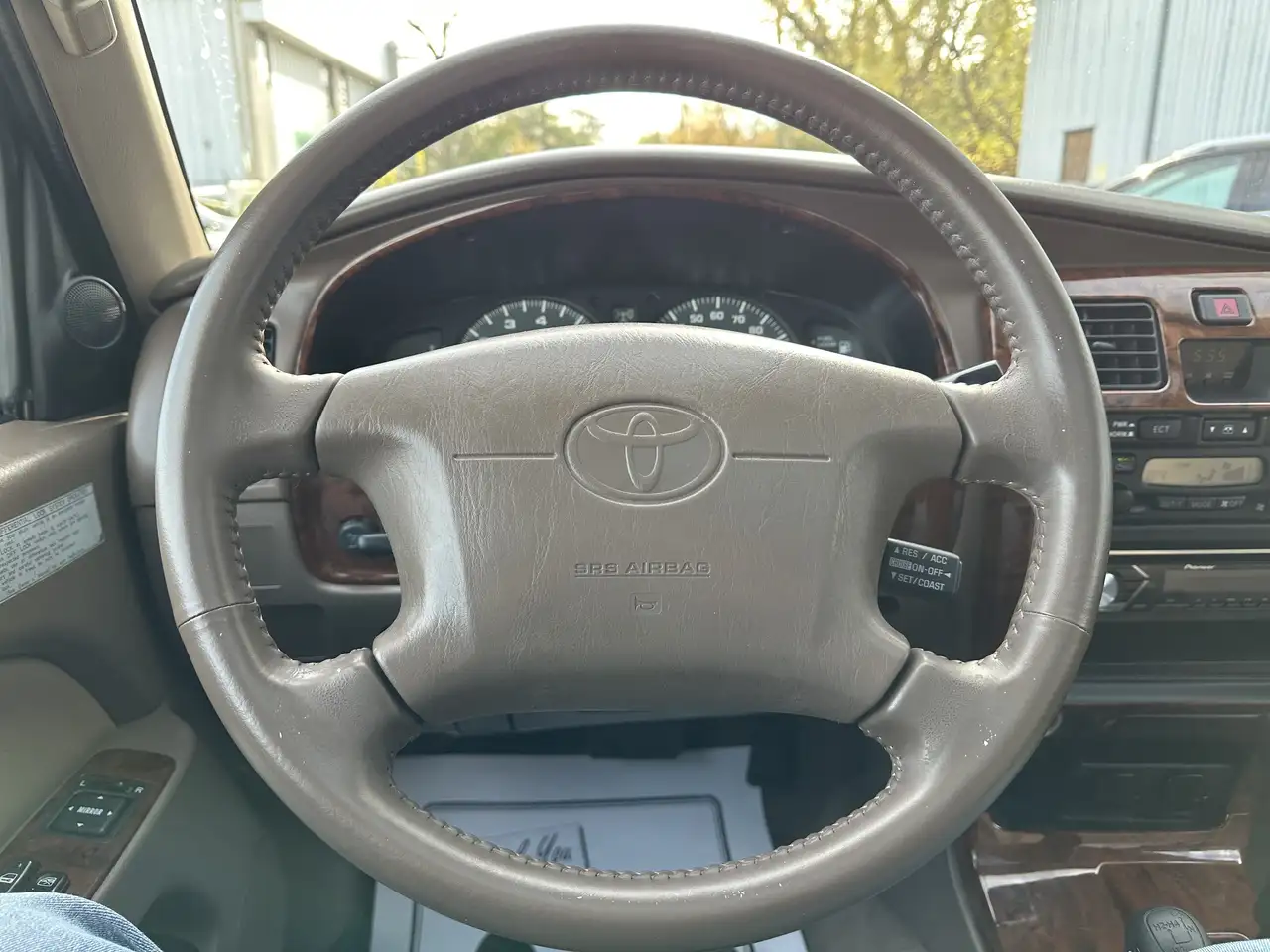Toyota 4-Runner снимка Toyota 4-Runner