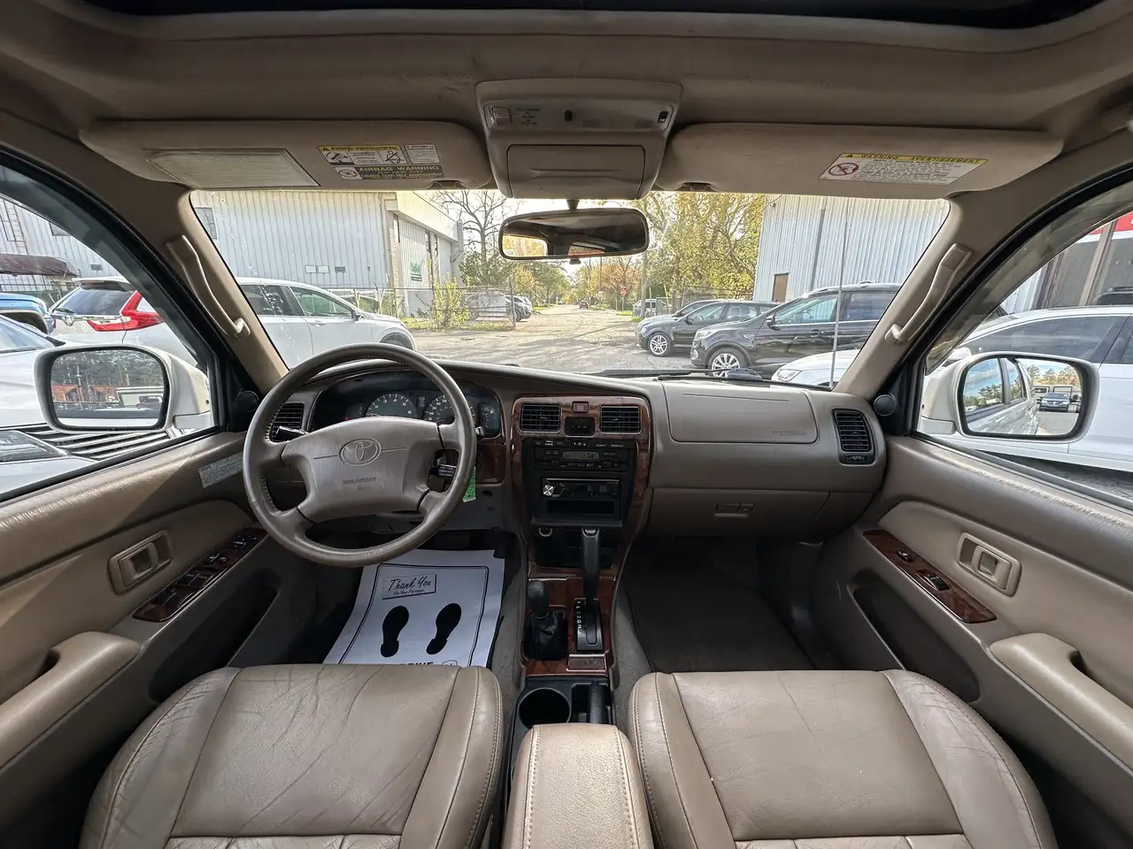 Toyota 4-Runner снимка Toyota 4-Runner