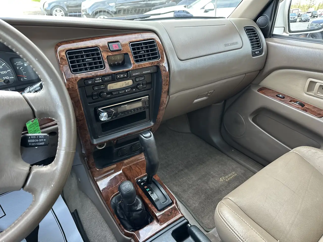 Toyota 4-Runner снимка Toyota 4-Runner