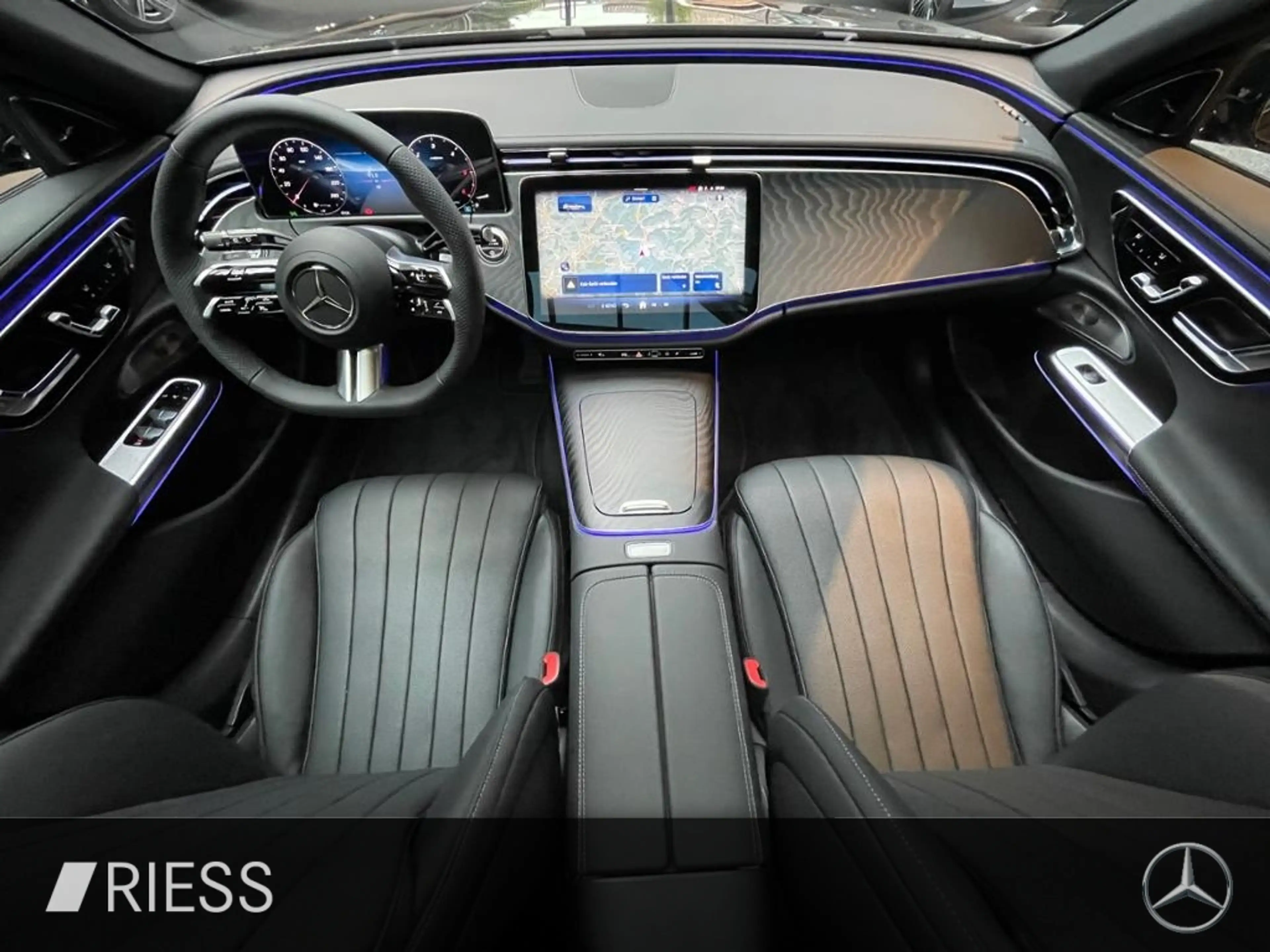 Mercedes-Benz E 220 d 4MATIC T-Modell 360 ACC AHK AUT Bel.Sitz — photo 13