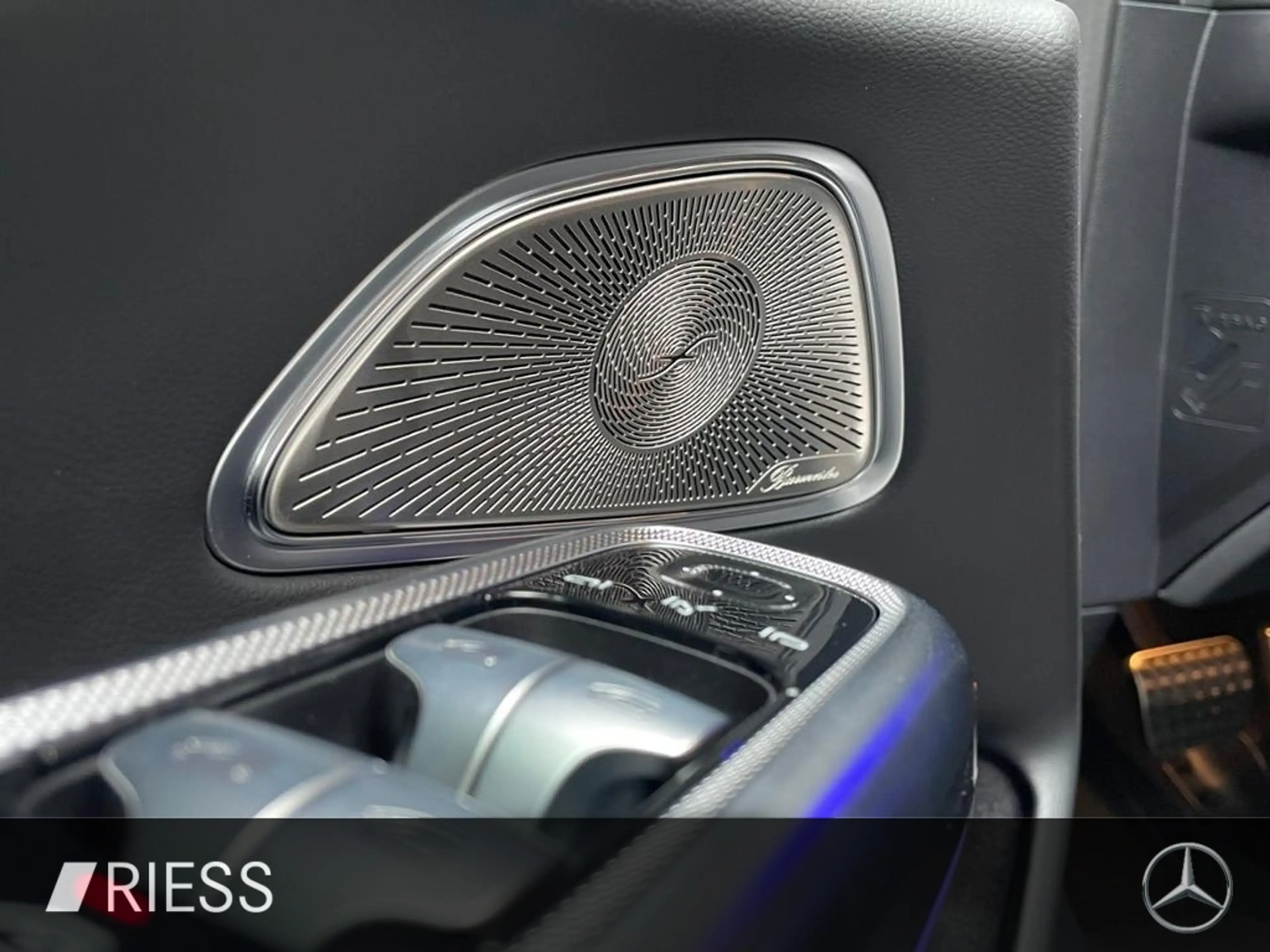 Mercedes-Benz E 220 d 4MATIC T-Modell 360 ACC AHK AUT Bel.Sitz — photo 14