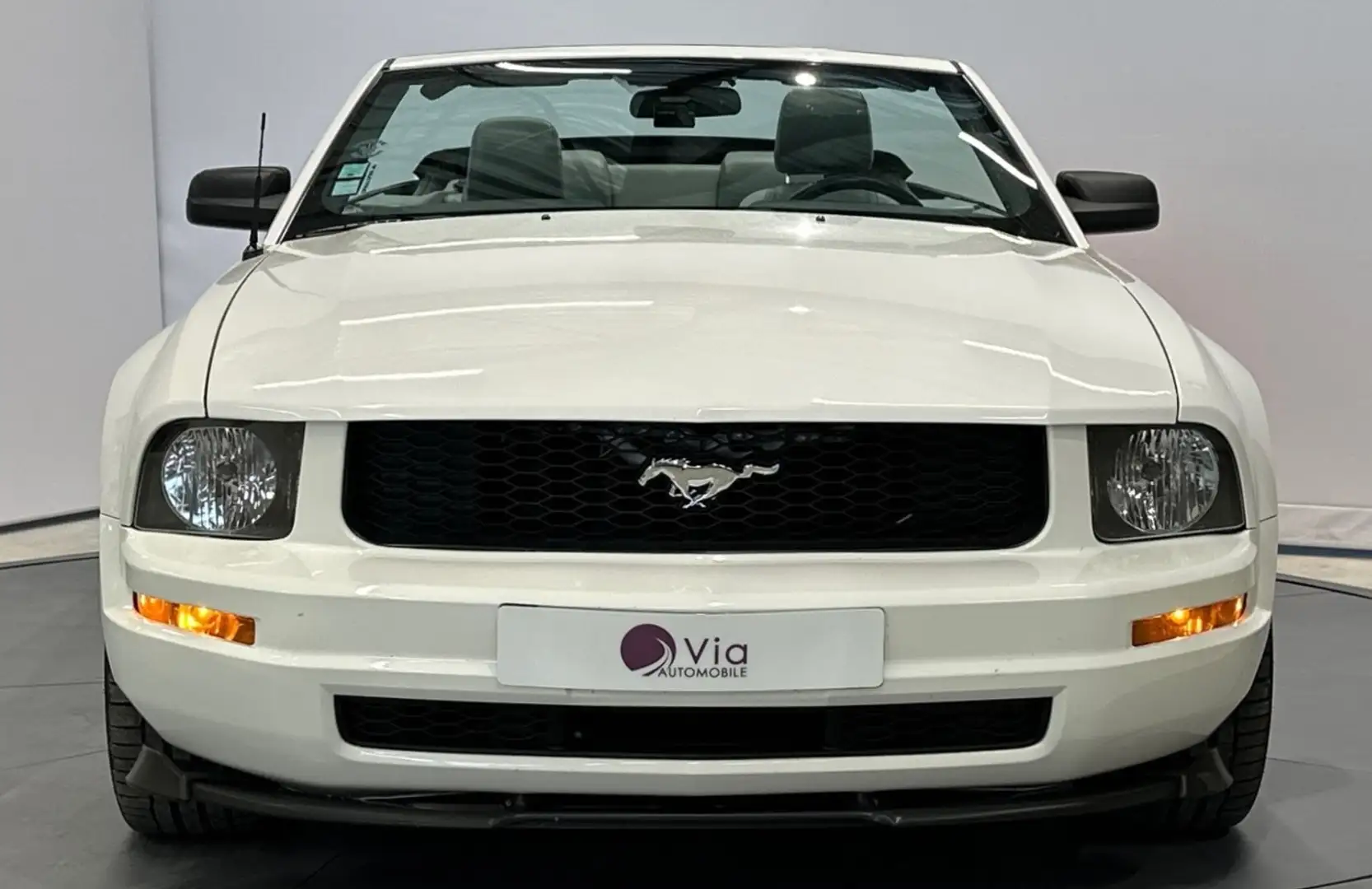 Ford Mustang V6 4L Fehér - 2