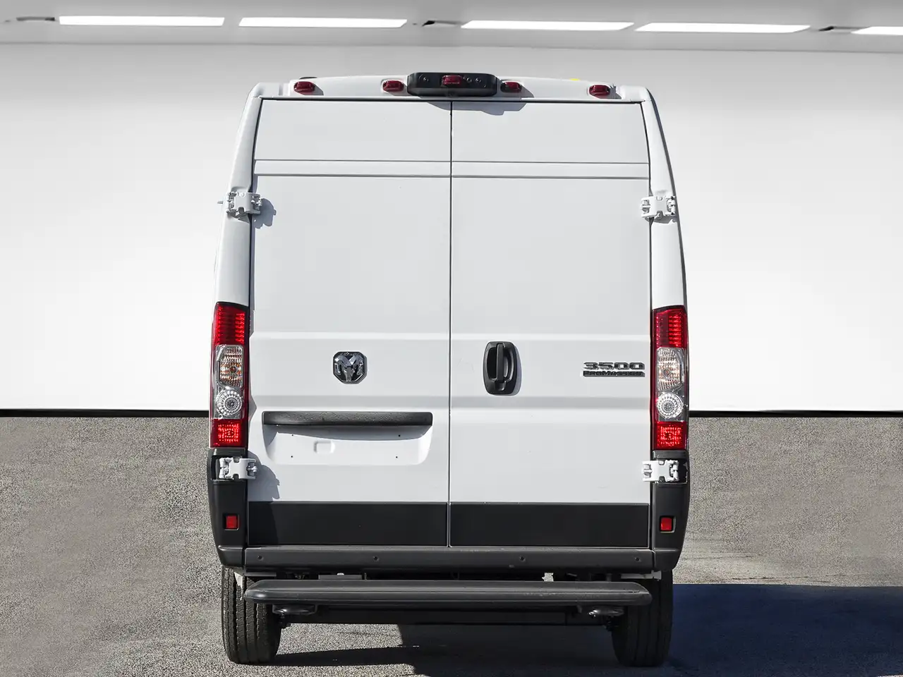 RAM ProMaster 3500 снимка RAM ProMaster 3500