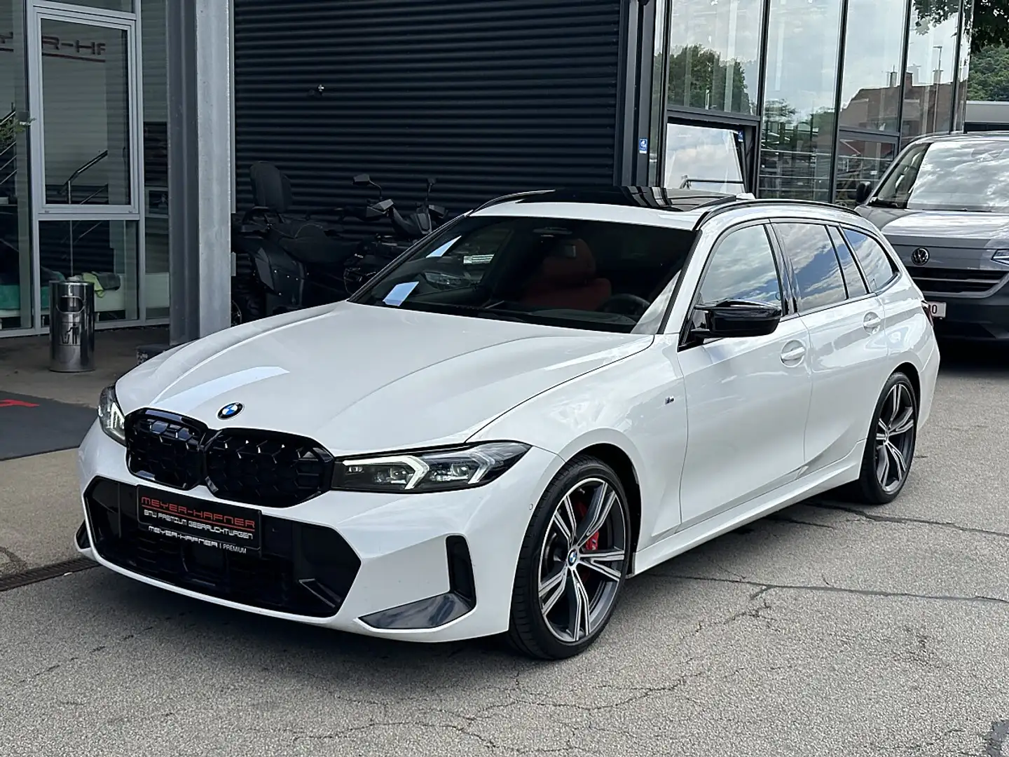 BMW 340 d M xDrive Touring Aut. Werksgarantie, Care Pak... Weiß - 1