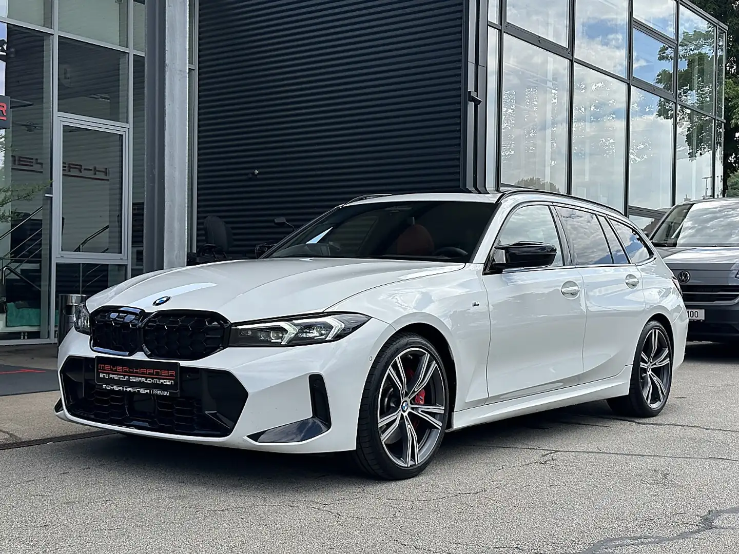 BMW 340 d M xDrive Touring Aut. Werksgarantie, Care Pak... Weiß - 2