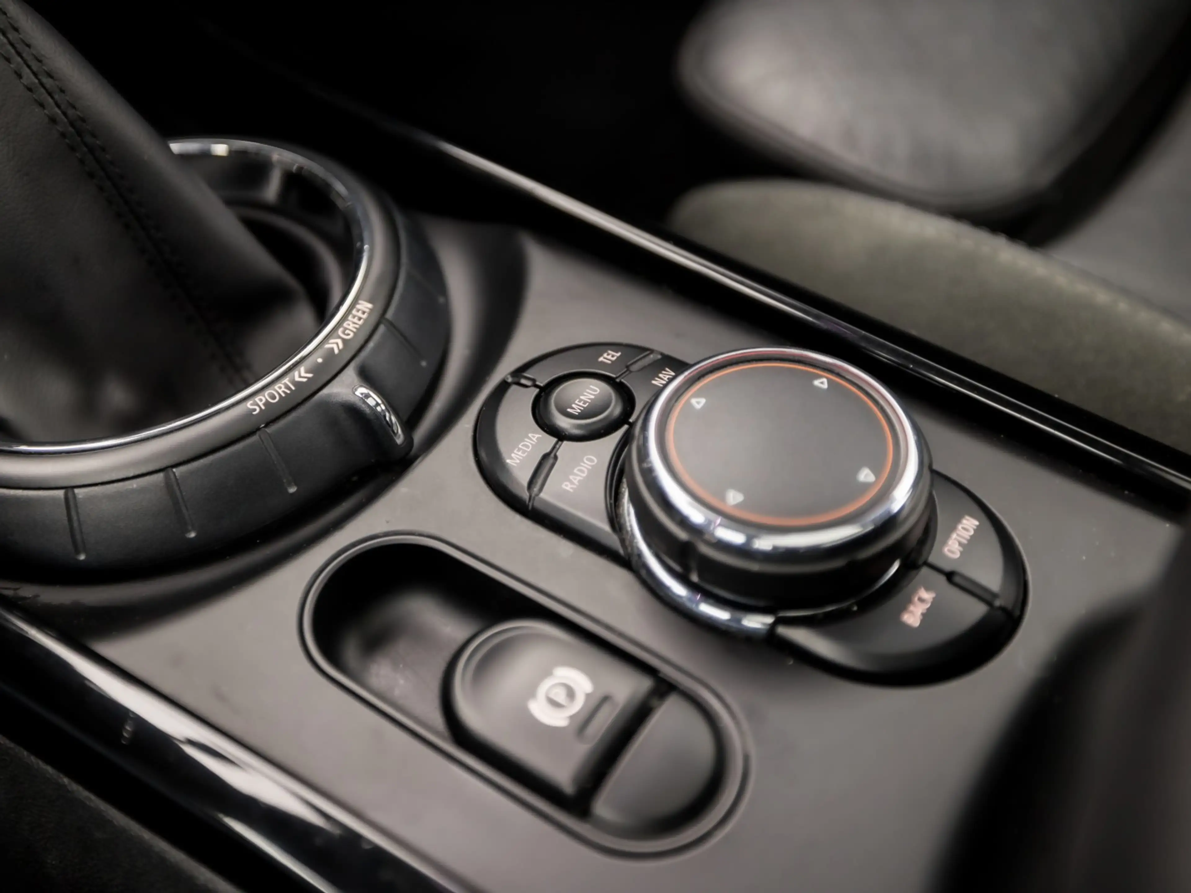 MINI Cooper S Clubman 2.0 Pepper 192Pk Automaat (PANORAMADAK, GROOT NAVI — photo 29