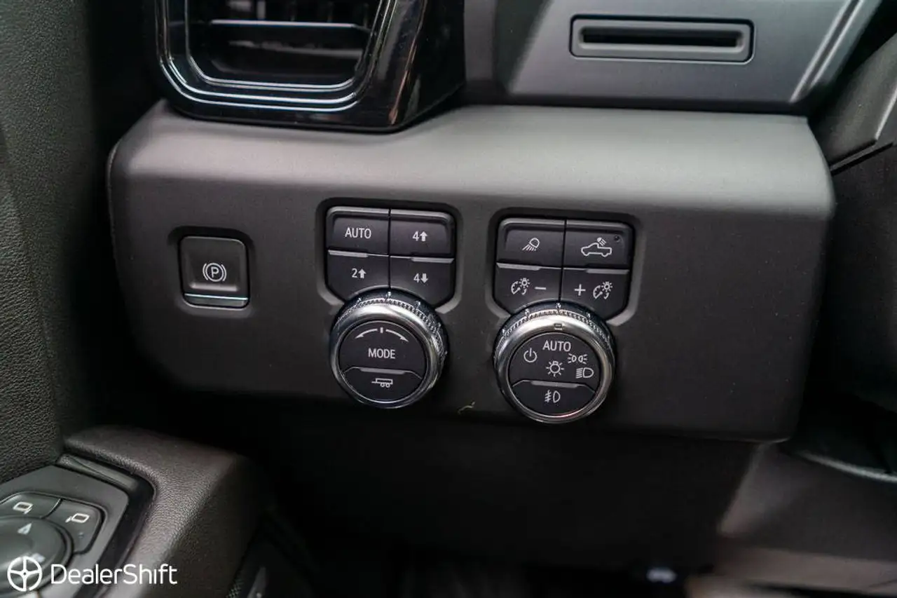 GMC Sierra 1500 photo GMC Sierra 1500