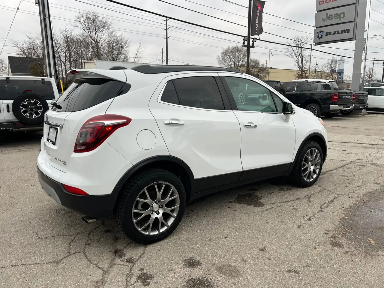 Buick Encore снимка Buick Encore