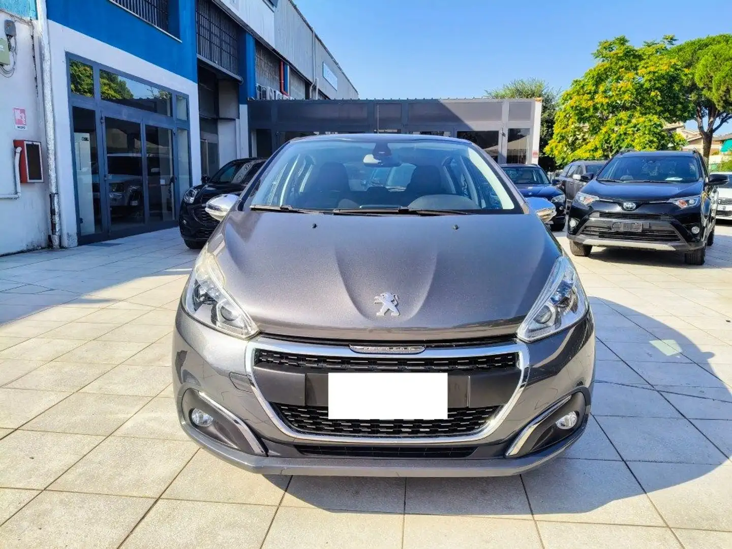 Peugeot 208 BlueHDi 75 Allure Unico Propr. Neopatentati Gris - 2